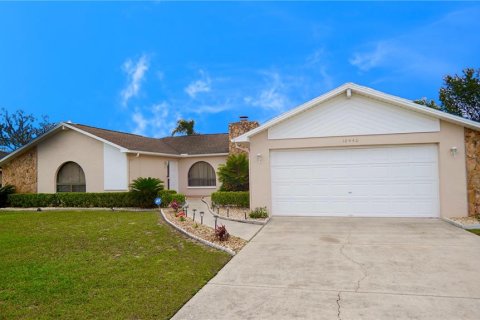 House in Spring Hill, Florida 4 bedrooms, 185.71 sq.m. № 1717483 - photo 2