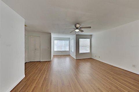 Apartamento en alquiler en Orlando, Florida, 1 dormitorio, 70.61 m2 № 1829192 - foto 2