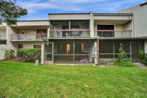 Condominio en venta en Lauderhill, Florida, 2 dormitorios, 130.99 m2 № 1867051 - foto 13