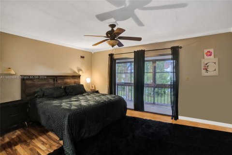 Condominio en venta en Lauderhill, Florida, 2 dormitorios, 130.99 m2 № 1867051 - foto 11