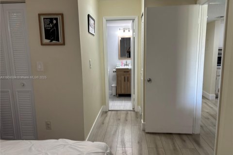 Copropriété à vendre à Miami, Floride: 1 chambre, 57.04 m2 № 1955112 - photo 15