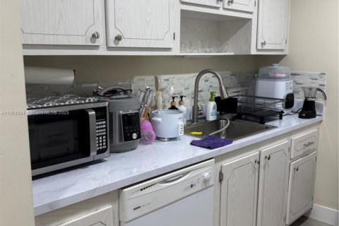 Copropriété à vendre à Miami, Floride: 1 chambre, 57.04 m2 № 1955112 - photo 3