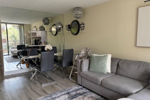 Copropriété à vendre à Miami, Floride: 1 chambre, 57.04 m2 № 1955112 - photo 9