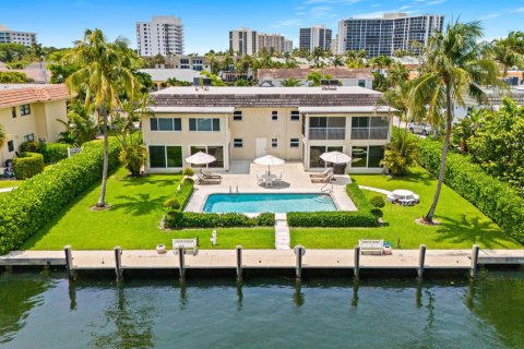 Apartment in Highland Beach, Florida 2 bedrooms, 104.61 sq.m. № 2086419