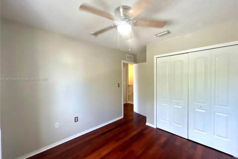 Touwnhouse à louer à Homestead, Floride: 3 chambres, 141.03 m2 № 1920666 - photo 30