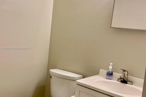 Adosado en alquiler en Homestead, Florida, 3 dormitorios, 141.03 m2 № 1920666 - foto 19