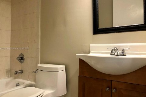 Adosado en alquiler en Homestead, Florida, 3 dormitorios, 141.03 m2 № 1920666 - foto 15