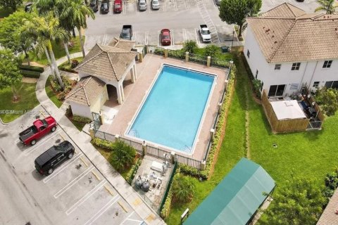 Adosado en alquiler en Homestead, Florida, 3 dormitorios, 141.03 m2 № 1920666 - foto 21