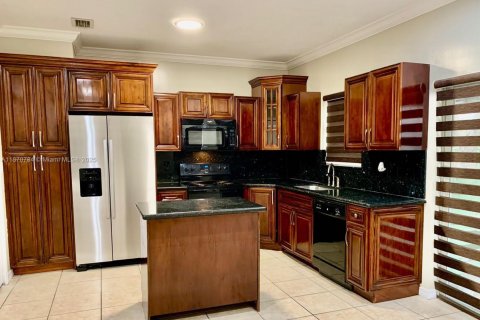 Adosado en alquiler en Homestead, Florida, 3 dormitorios, 141.03 m2 № 1920666 - foto 4