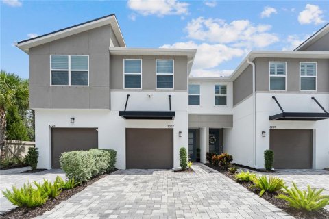 Touwnhouse à Brandon, Floride 3 chambres, 159.14 m2 № 2358840