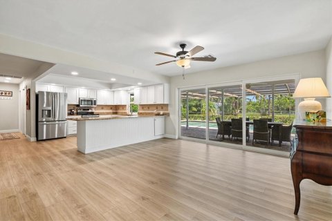 House in Englewood, Florida 3 bedrooms, 159.51 sq.m. № 1901880 - photo 23