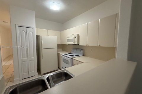 Condominio en alquiler en Homestead, Florida, 2 dormitorios, 84.91 m2 № 1891224 - foto 24