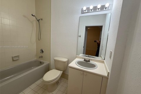 Condominio en alquiler en Homestead, Florida, 2 dormitorios, 84.91 m2 № 1891224 - foto 10