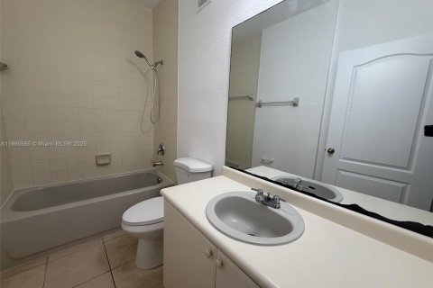 Condominio en alquiler en Homestead, Florida, 2 dormitorios, 84.91 m2 № 1891224 - foto 15