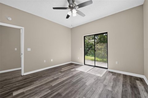 House in Orlando, Florida 3 bedrooms, 133.59 sq.m. № 2224980 - photo 28
