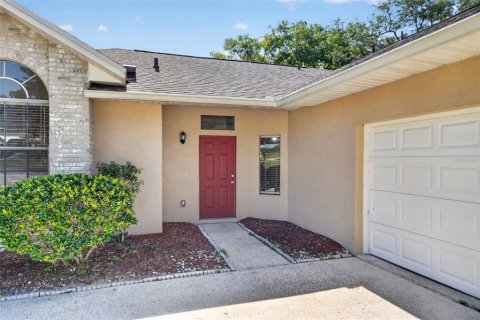 House in Orlando, Florida 3 bedrooms, 133.59 sq.m. № 2224980 - photo 3