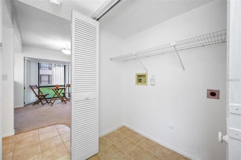 Copropriété à louer à Largo, Floride: 2 chambres, 87.79 m2 № 2429331 - photo 5