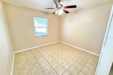 Villa ou maison à louer à Kissimmee, Floride: 4 chambres, 142.33 m2 № 1549169 - photo 16
