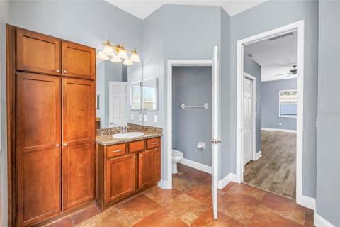 Villa ou maison à vendre à Wesley Chapel, Floride: 4 chambres, 312.43 m2 № 2207610 - photo 14