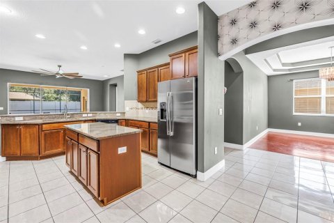 Villa ou maison à vendre à Wesley Chapel, Floride: 4 chambres, 312.43 m2 № 2207610 - photo 25