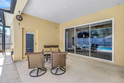 Villa ou maison à vendre à Wesley Chapel, Floride: 4 chambres, 312.43 m2 № 2207610 - photo 17