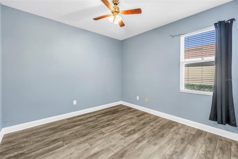 Villa ou maison à vendre à Wesley Chapel, Floride: 4 chambres, 312.43 m2 № 2207610 - photo 29