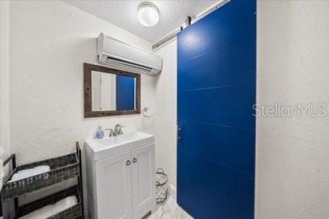 Villa ou maison à vendre à Cocoa Beach, Floride: 5 chambres, 216.09 m2 № 1525406 - photo 14