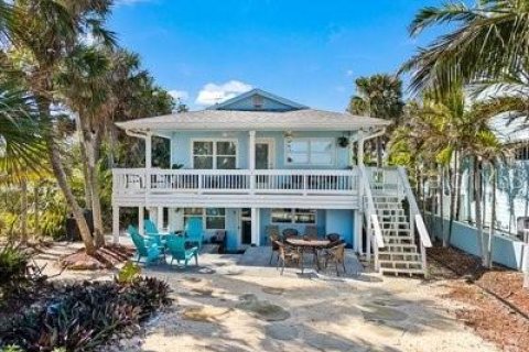 Villa ou maison à vendre à Cocoa Beach, Floride: 5 chambres, 216.09 m2 № 1525406 - photo 3