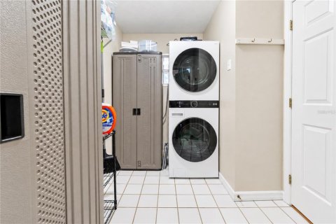 Casa en venta en Auburndale, Florida, 3 dormitorios, 175.21 m2 № 2383375 - foto 16