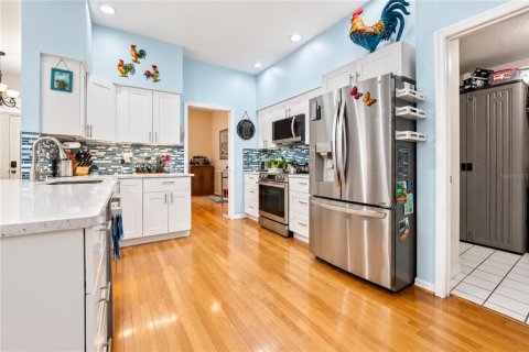 Casa en venta en Auburndale, Florida, 3 dormitorios, 175.21 m2 № 2383375 - foto 11