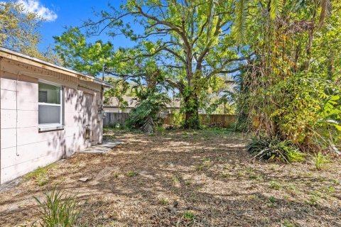 House in Saint Petersburg, Florida 2 bedrooms, 94.76 sq.m. № 1571826 - photo 25