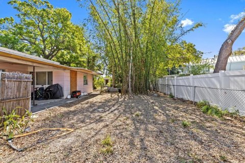 House in Saint Petersburg, Florida 2 bedrooms, 94.76 sq.m. № 1571826 - photo 18