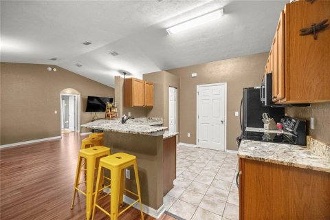House in Ocklawaha, Florida 3 bedrooms, 128.48 sq.m. № 1827681 - photo 11