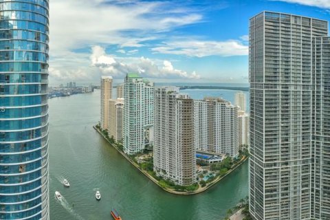 Copropriété à louer à Miami, Floride: 2 chambres, 139.35 m2 № 1847738 - photo 1