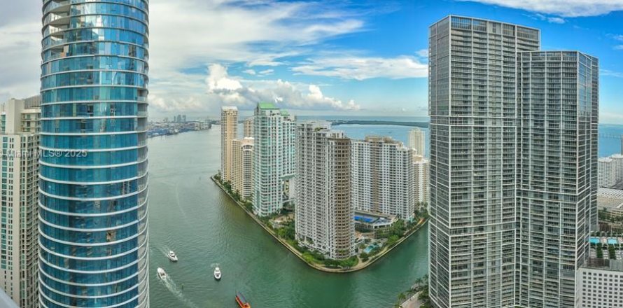 Condo à Miami, Floride, 2 chambres № 1847738