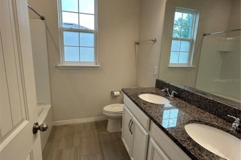 House in Winter Garden, Florida 4 bedrooms, 195.56 sq.m. № 1819522 - photo 13