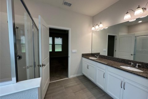 House in Winter Garden, Florida 4 bedrooms, 195.56 sq.m. № 1819522 - photo 26