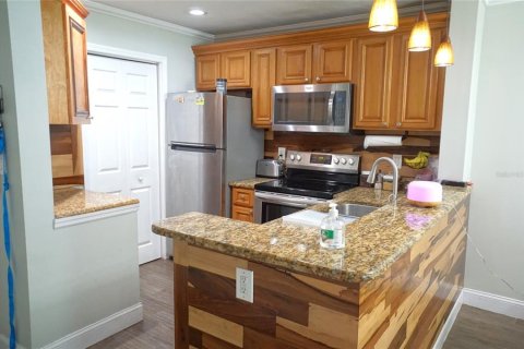 Copropriété à louer à Tampa, Floride: 2 chambres, 91.97 m2 № 2096000 - photo 3