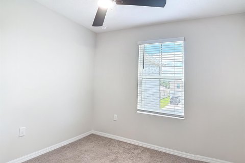 Villa ou maison à louer à Winter Haven, Floride: 4 chambres, 180.42 m2 № 2084584 - photo 16