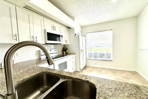 Touwnhouse à vendre à Orlando, Floride: 3 chambres, 108.05 m2 № 1907017 - photo 8