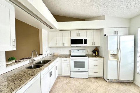 Touwnhouse à vendre à Orlando, Floride: 3 chambres, 108.05 m2 № 1907017 - photo 6