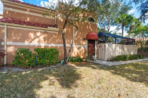 Купить таунхаус в Гринакрес, Флорида 3 спальни, 123.1м2, № 2027773 - фото 27