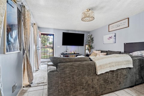 Купить таунхаус в Гринакрес, Флорида 3 спальни, 123.1м2, № 2027773 - фото 22