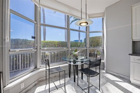 Купить кондоминиум в Авентура, Флорида 3 спальни, 157.38м2, № 2033623 - фото 12