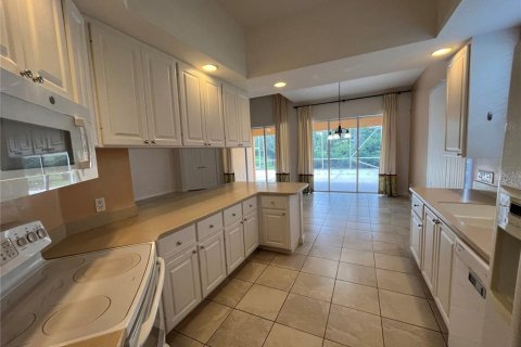 Casa en alquiler en Orlando, Florida, 3 dormitorios, 185.8 m2 № 1915253 - foto 9
