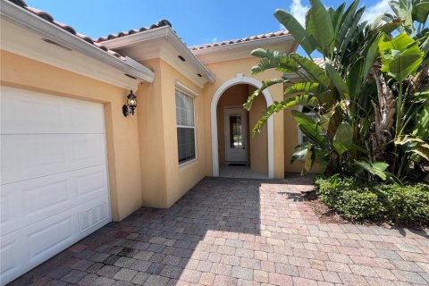 Casa en alquiler en Orlando, Florida, 3 dormitorios, 185.8 m2 № 1915253 - foto 2