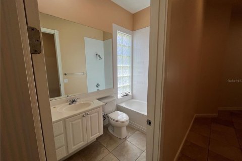 Casa en alquiler en Orlando, Florida, 3 dormitorios, 185.8 m2 № 1915253 - foto 16