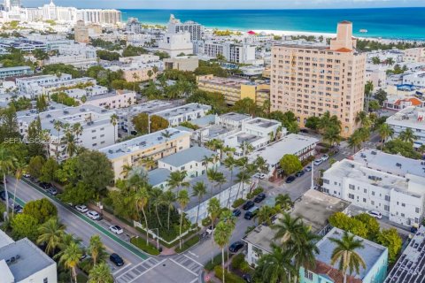 Condominio en venta en Miami Beach, Florida, 37.16 m2 № 1984146 - foto 17