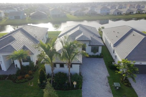 House in Westlake, Florida 3 bedrooms, 197.79 sq.m. № 2185665 - photo 4