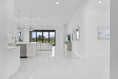 House in Westlake, Florida 3 bedrooms, 197.79 sq.m. № 2185665 - photo 9